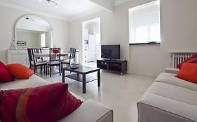 Central And Spacious Family Apartment