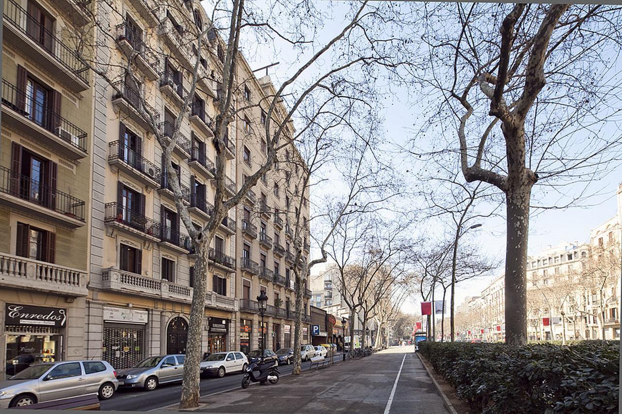 Central And Spacious Family Apartment Barcelona Exterior photo